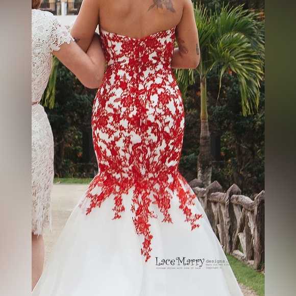 Red and White Lace Mermaid Gown with Train (Prom/Wedding Dress) - Picture 3 of 12